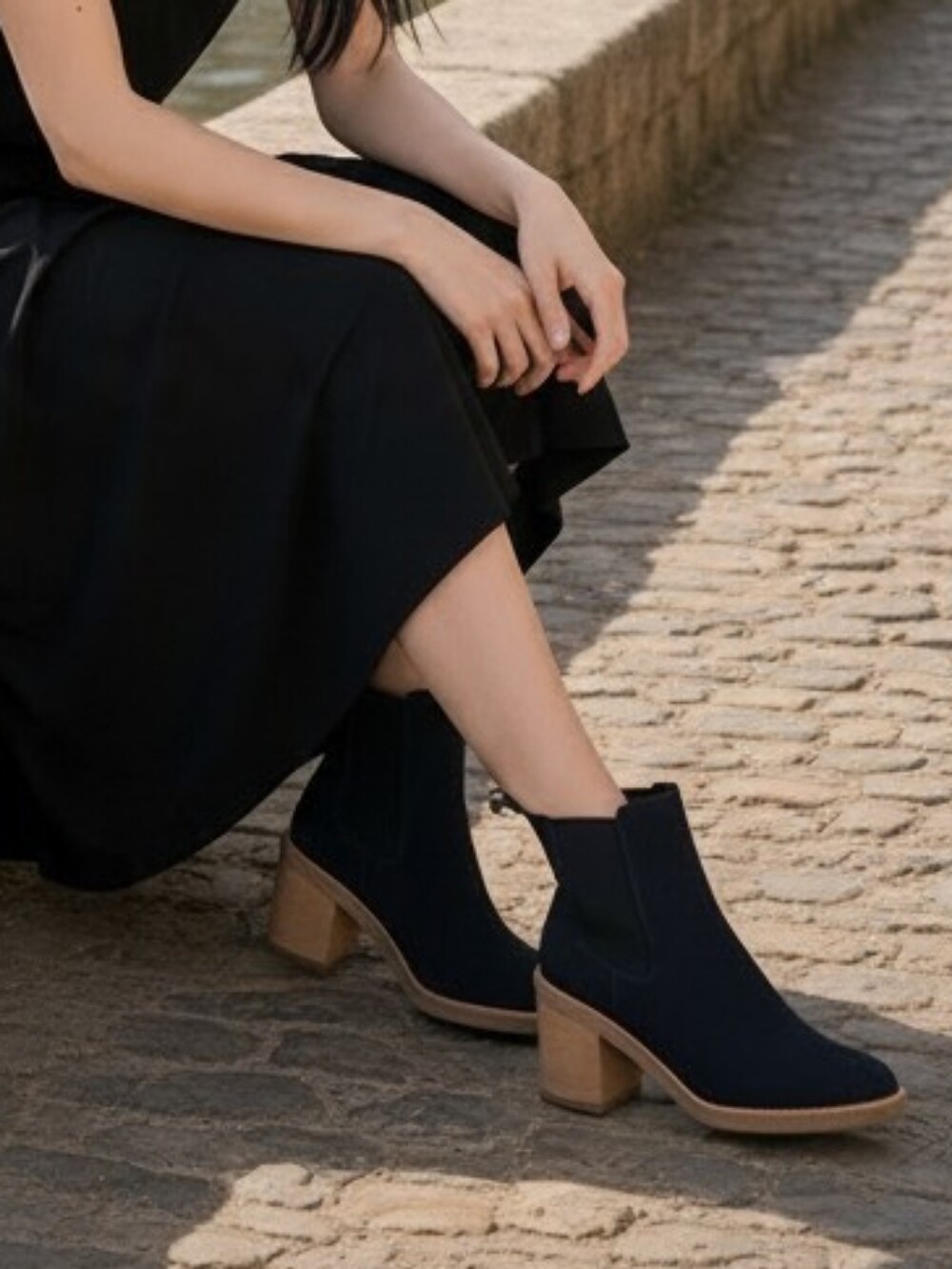 Lauren Ralph Lauren Black Suede Ankle Booties with Natural Wood Heel 8.5